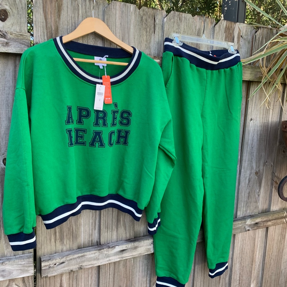Sundry Trim Joggers & Sundry Apre”s Beach Sweatshirt Set